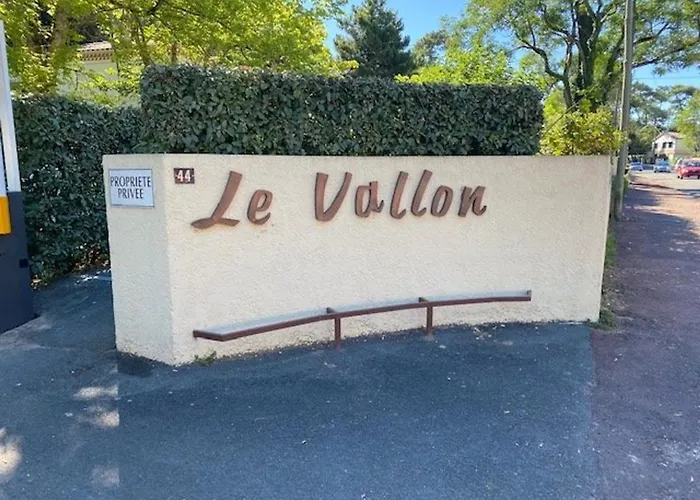 T2 Rénové Pour 4 Pers, Au Pied De La Avec 2 Balcons Et Parking Privé, St Georges - Fr-1-494-135 Appartement